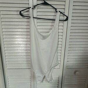 SHEIN White Asymmetrical Tie Front Tank Top